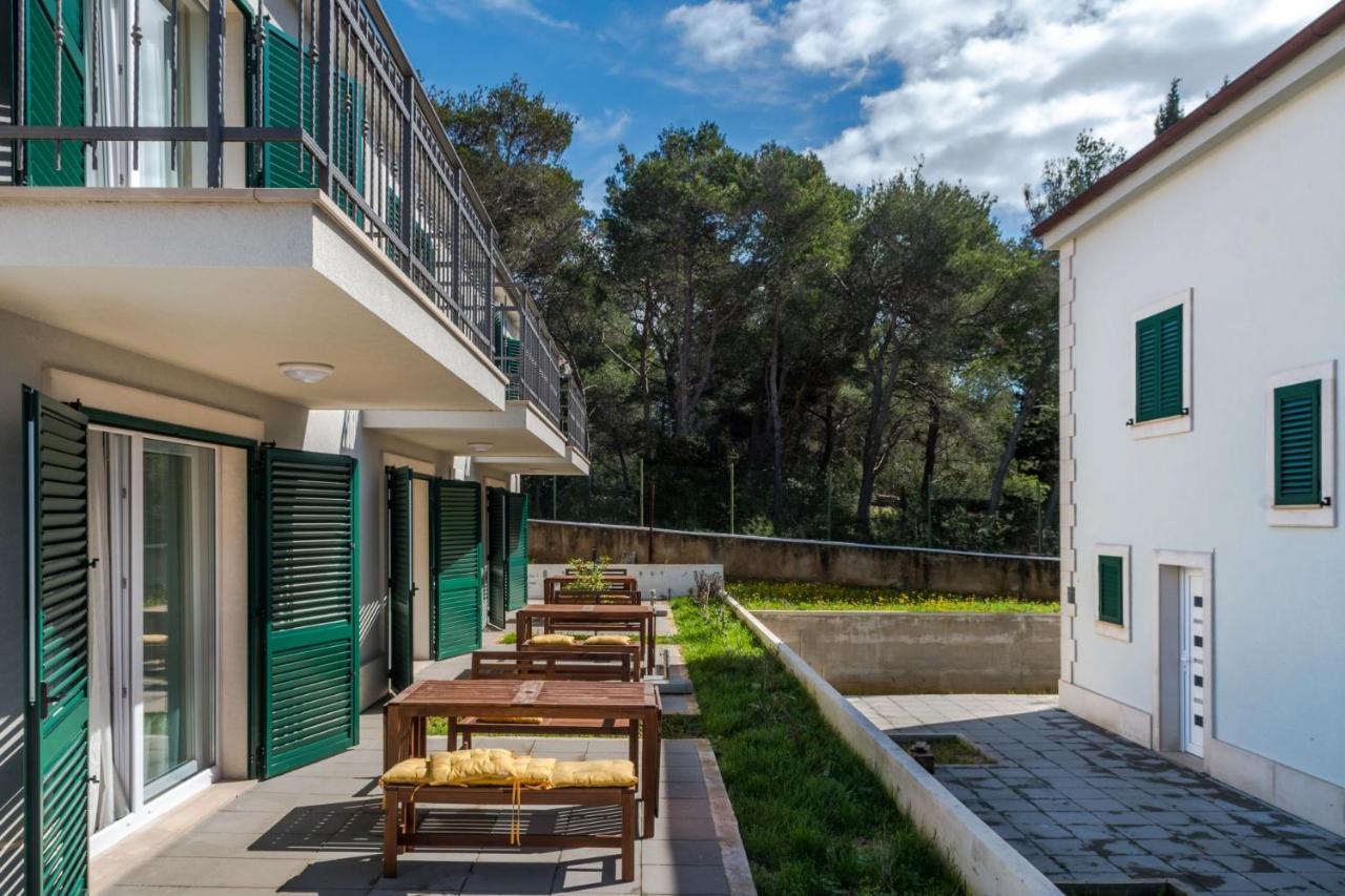 Bijaka Villas&Apartments Милна Экстерьер фото