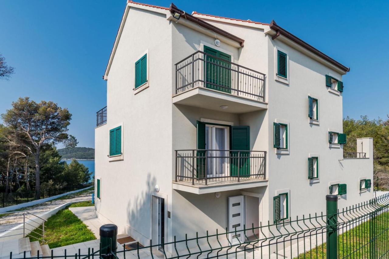 Bijaka Villas&Apartments Милна Экстерьер фото